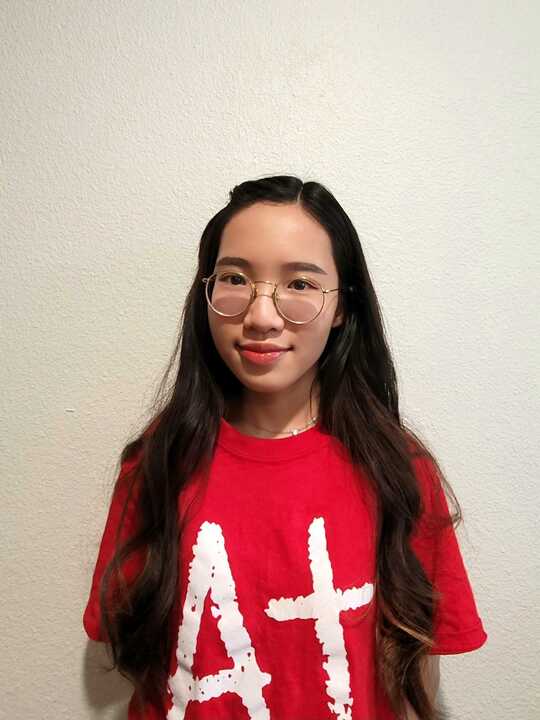 Huyen Team Photo