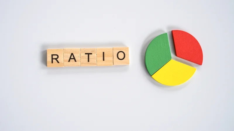 Diagram illustrating steps to calculate business ratios, including formulas and examples for clarity.